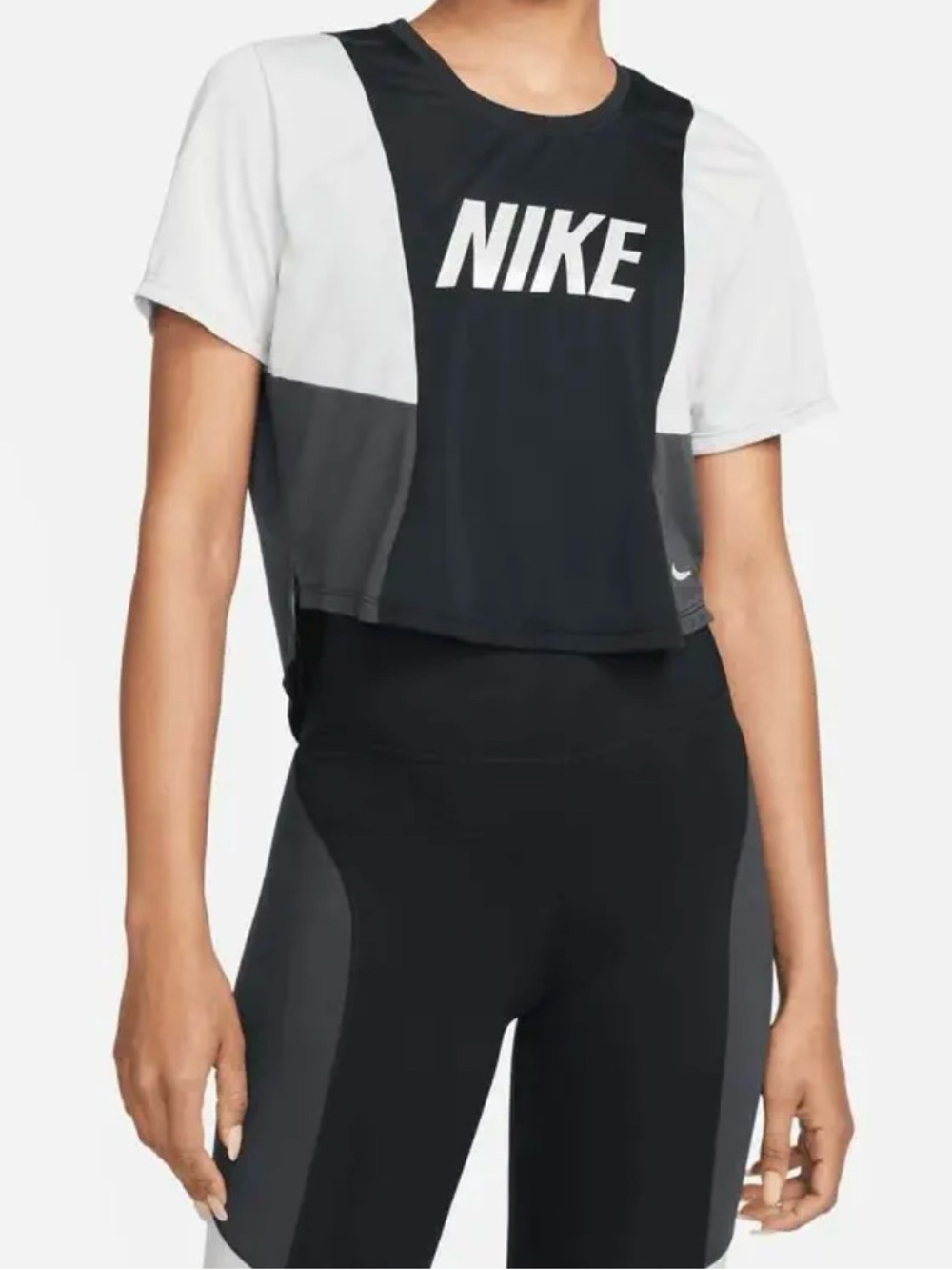 Nike Dri-Fit One Women’s Short-Sleeve Cropped Top Colorblock DQ5548-010 Grey (L)